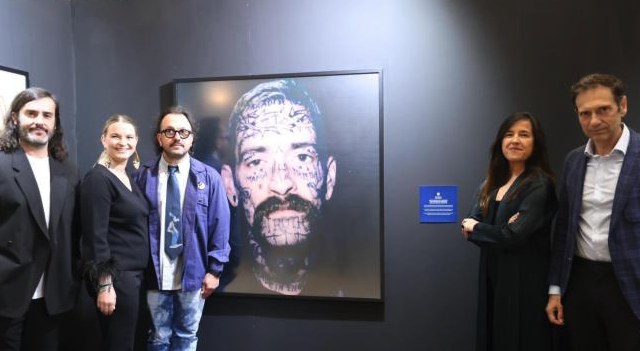Muntatge de l’exposició de Margarito de la Guetto a SUMA Art Fair